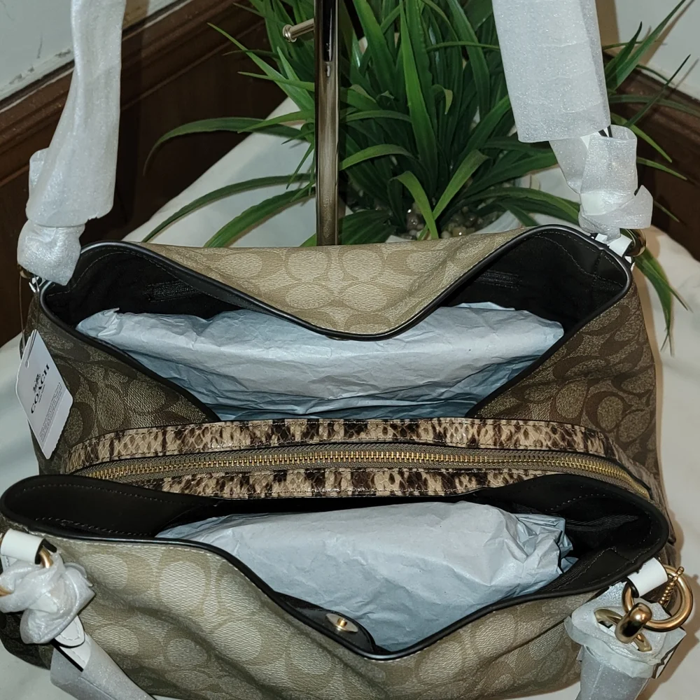 💕 Coach Edie Shoulderbag 💕 - Picture 4 of 7